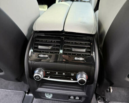 Фиолетовый БМВ М5, объемом двигателя 4.39 л и пробегом 31 тыс. км за 113000 $, фото 21 на Automoto.ua