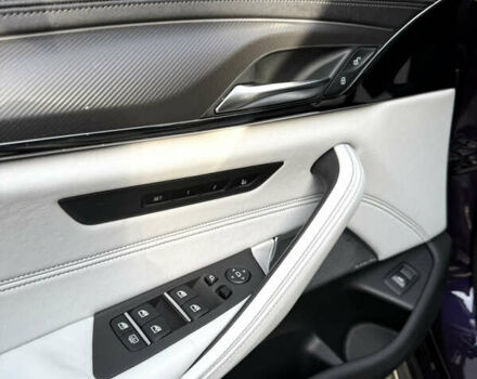 Фиолетовый БМВ М5, объемом двигателя 4.39 л и пробегом 31 тыс. км за 113000 $, фото 14 на Automoto.ua