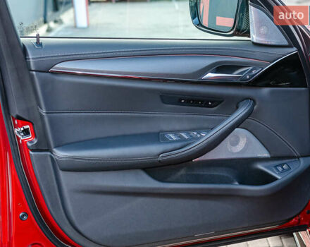 Красный БМВ М5, объемом двигателя 4.39 л и пробегом 35 тыс. км за 127777 $, фото 37 на Automoto.ua