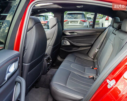 Красный БМВ М5, объемом двигателя 4.39 л и пробегом 35 тыс. км за 127777 $, фото 34 на Automoto.ua