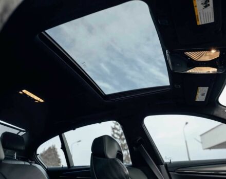 Красный БМВ М5, объемом двигателя 4.4 л и пробегом 73 тыс. км за 80000 $, фото 8 на Automoto.ua