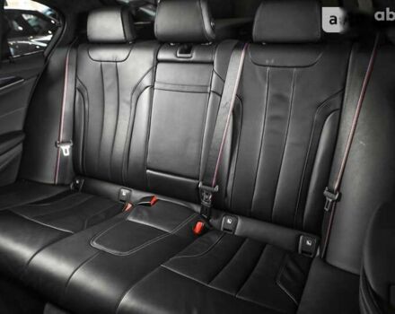 БМВ М5, объемом двигателя 4.4 л и пробегом 15 тыс. км за 124000 $, фото 9 на Automoto.ua