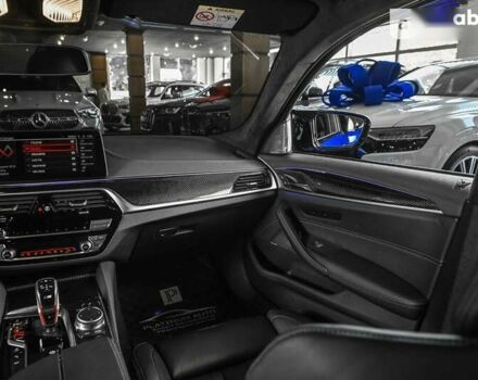 БМВ М5, объемом двигателя 4.4 л и пробегом 15 тыс. км за 124000 $, фото 21 на Automoto.ua