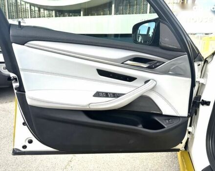 БМВ М5, объемом двигателя 4.4 л и пробегом 42 тыс. км за 62999 $, фото 27 на Automoto.ua