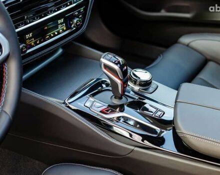 БМВ М5, объемом двигателя 4.4 л и пробегом 35 тыс. км за 127000 $, фото 24 на Automoto.ua