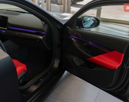 БМВ М5, объемом двигателя 4.4 л и пробегом 0 тыс. км за 183812 $, фото 15 на Automoto.ua