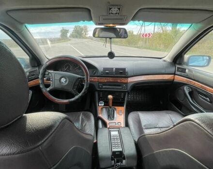 Сірий БМВ М5, об'ємом двигуна 2.5 л та пробігом 430 тис. км за 2600 $, фото 6 на Automoto.ua