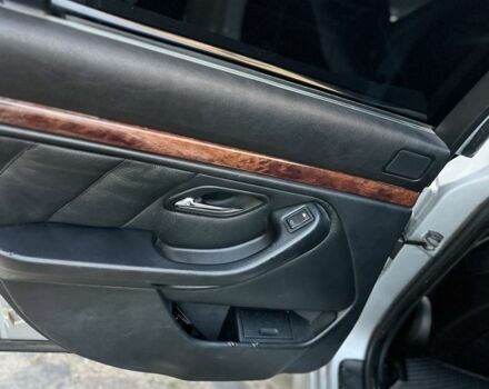 Серый БМВ М5, объемом двигателя 3 л и пробегом 2 тыс. км за 7328 $, фото 6 на Automoto.ua