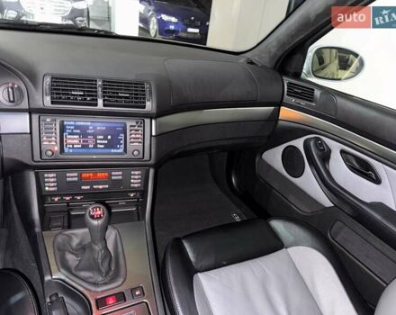 Серый БМВ М5, объемом двигателя 4.94 л и пробегом 169 тыс. км за 99900 $, фото 84 на Automoto.ua