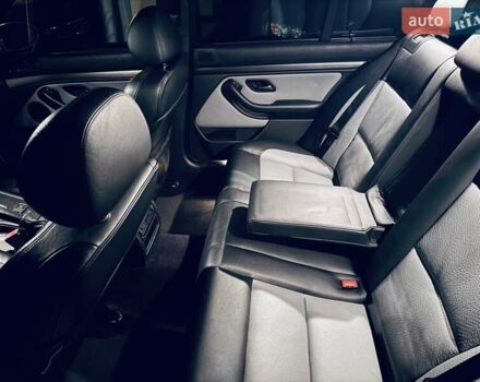 Серый БМВ М5, объемом двигателя 4.94 л и пробегом 169 тыс. км за 99900 $, фото 86 на Automoto.ua