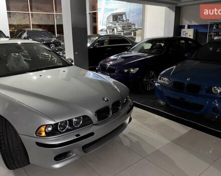 Серый БМВ М5, объемом двигателя 4.94 л и пробегом 169 тыс. км за 99900 $, фото 2 на Automoto.ua
