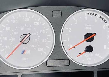 Серый БМВ М5, объемом двигателя 4.94 л и пробегом 169 тыс. км за 99900 $, фото 59 на Automoto.ua