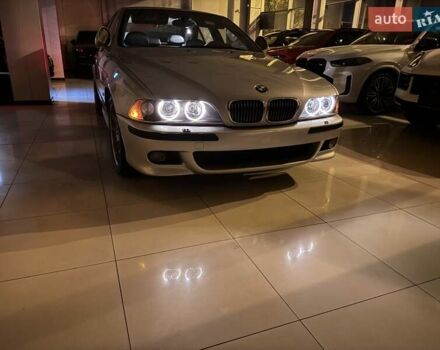 Серый БМВ М5, объемом двигателя 4.94 л и пробегом 169 тыс. км за 99900 $, фото 3 на Automoto.ua