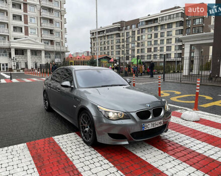 Серый БМВ М5, объемом двигателя 4.99 л и пробегом 170 тыс. км за 56500 $, фото 3 на Automoto.ua