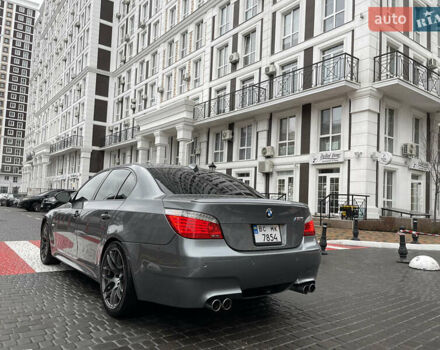 Серый БМВ М5, объемом двигателя 4.99 л и пробегом 170 тыс. км за 56500 $, фото 5 на Automoto.ua