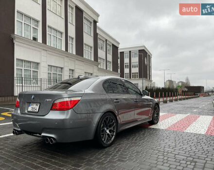 Серый БМВ М5, объемом двигателя 4.99 л и пробегом 170 тыс. км за 56500 $, фото 6 на Automoto.ua