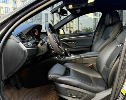 Серый БМВ М5, объемом двигателя 3 л и пробегом 281 тыс. км за 14499 $, фото 3 на Automoto.ua