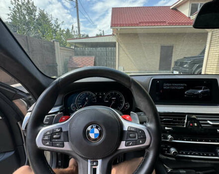 Серый БМВ М5, объемом двигателя 4.4 л и пробегом 89 тыс. км за 57000 $, фото 13 на Automoto.ua