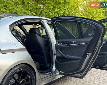 Серый БМВ М5, объемом двигателя 4.39 л и пробегом 89 тыс. км за 109000 $, фото 49 на Automoto.ua