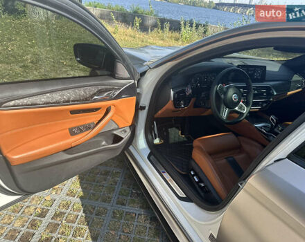 Серый БМВ М5, объемом двигателя 4.39 л и пробегом 71 тыс. км за 66900 $, фото 35 на Automoto.ua