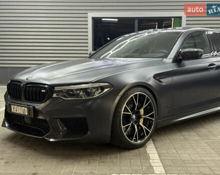 Серый БМВ М5, объемом двигателя 4.4 л и пробегом 67 тыс. км за 73000 $, фото 1 на Automoto.ua