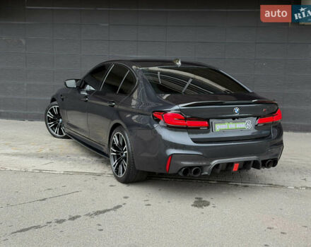 Серый БМВ М5, объемом двигателя 4.39 л и пробегом 68 тыс. км за 62000 $, фото 56 на Automoto.ua