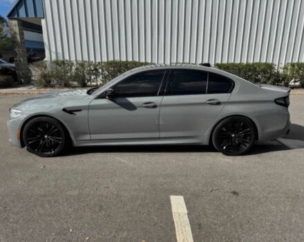 Серый БМВ М5, объемом двигателя 4.4 л и пробегом 49 тыс. км за 23500 $, фото 4 на Automoto.ua