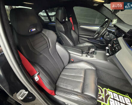 Серый БМВ М5, объемом двигателя 4.39 л и пробегом 68 тыс. км за 62000 $, фото 35 на Automoto.ua