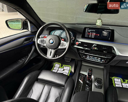 Серый БМВ М5, объемом двигателя 4.39 л и пробегом 68 тыс. км за 62000 $, фото 25 на Automoto.ua