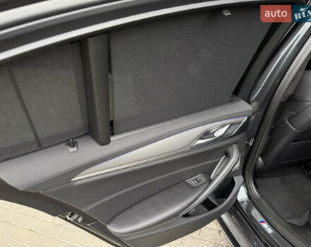 Серый БМВ М5, объемом двигателя 4.39 л и пробегом 68 тыс. км за 62000 $, фото 43 на Automoto.ua