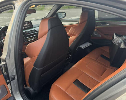 Серый БМВ М5, объемом двигателя 4.39 л и пробегом 49 тыс. км за 77000 $, фото 3 на Automoto.ua