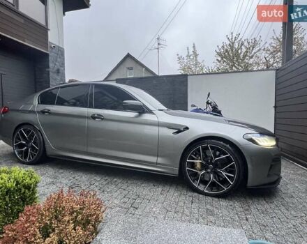БМВ М5 2020 в Днепре (Днепропетровске) на Automoto.ua Серый БМВ М5, объемом двигателя 4.4 л и пробегом 40 тыс. км за 135000 $, фото 2 на Automoto.ua