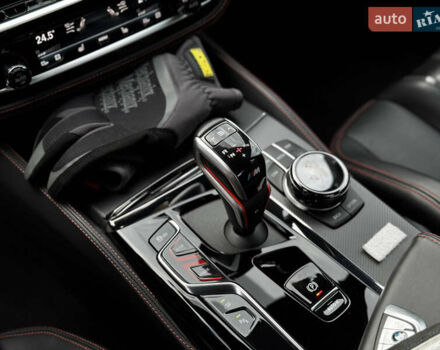 Серый БМВ М5, объемом двигателя 4.4 л и пробегом 59 тыс. км за 135000 $, фото 47 на Automoto.ua