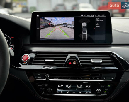 Серый БМВ М5, объемом двигателя 4.4 л и пробегом 59 тыс. км за 135000 $, фото 49 на Automoto.ua