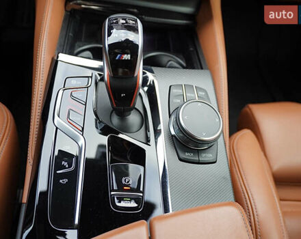 Серый БМВ М5, объемом двигателя 4.39 л и пробегом 43 тыс. км за 109000 $, фото 45 на Automoto.ua