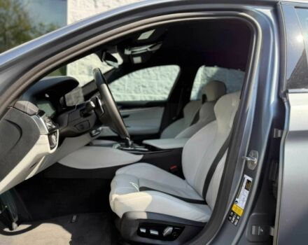 Серый БМВ М5, объемом двигателя 4.4 л и пробегом 19 тыс. км за 43000 $, фото 7 на Automoto.ua