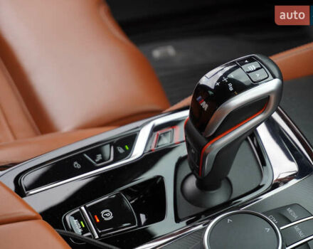 Серый БМВ М5, объемом двигателя 4.39 л и пробегом 43 тыс. км за 109000 $, фото 37 на Automoto.ua