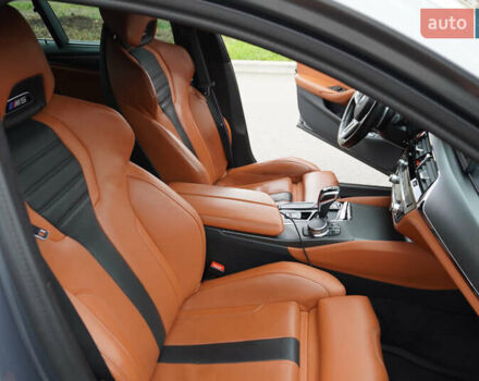 Серый БМВ М5, объемом двигателя 4.39 л и пробегом 43 тыс. км за 109000 $, фото 36 на Automoto.ua