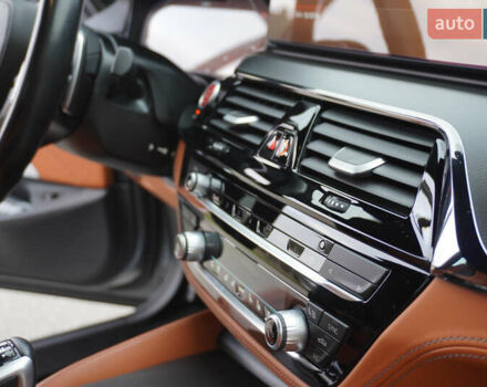 Серый БМВ М5, объемом двигателя 4.39 л и пробегом 43 тыс. км за 109000 $, фото 38 на Automoto.ua