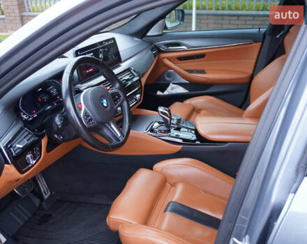 Серый БМВ М5, объемом двигателя 4.39 л и пробегом 43 тыс. км за 109000 $, фото 39 на Automoto.ua