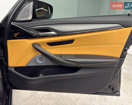 Серый БМВ М5, объемом двигателя 4.39 л и пробегом 18 тыс. км за 139500 $, фото 46 на Automoto.ua