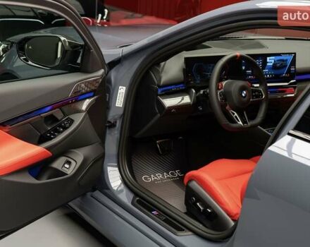 Серый БМВ М5, объемом двигателя 4.4 л и пробегом 1 тыс. км за 185900 $, фото 15 на Automoto.ua