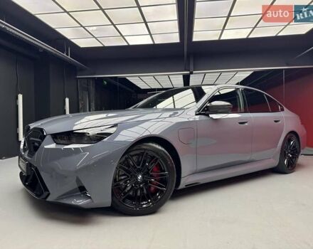 Серый БМВ М5, объемом двигателя 4.4 л и пробегом 1 тыс. км за 181900 $, фото 4 на Automoto.ua