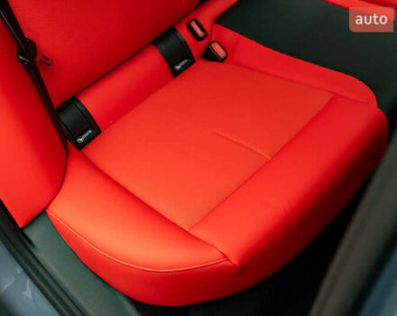 Серый БМВ М5, объемом двигателя 4.4 л и пробегом 1 тыс. км за 185900 $, фото 37 на Automoto.ua