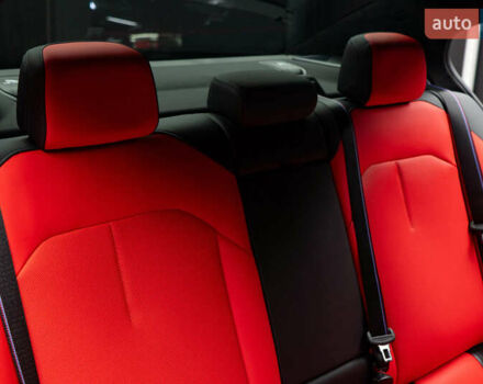 Серый БМВ М5, объемом двигателя 4.4 л и пробегом 1 тыс. км за 185900 $, фото 36 на Automoto.ua