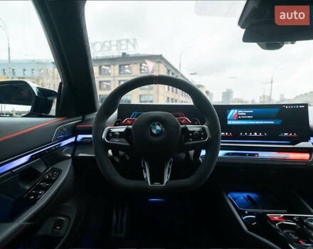 Серый БМВ М5, объемом двигателя 4.39 л и пробегом 3 тыс. км за 205000 $, фото 32 на Automoto.ua