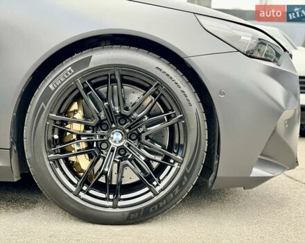 Серый БМВ М5, объемом двигателя 4.39 л и пробегом 9 тыс. км за 179500 $, фото 9 на Automoto.ua