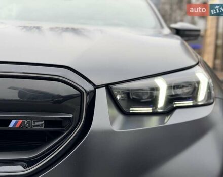 Серый БМВ М5, объемом двигателя 4.39 л и пробегом 9 тыс. км за 179500 $, фото 17 на Automoto.ua