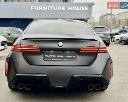 Серый БМВ М5, объемом двигателя 4.39 л и пробегом 9 тыс. км за 179500 $, фото 15 на Automoto.ua