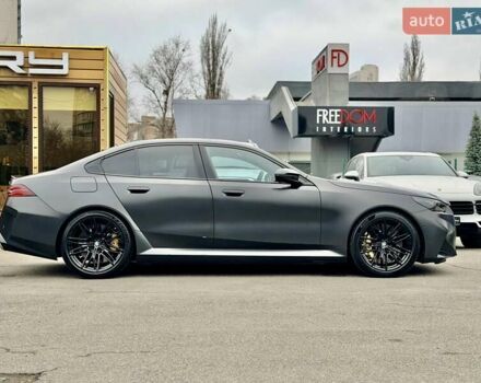 Серый БМВ М5, объемом двигателя 4.39 л и пробегом 9 тыс. км за 179500 $, фото 10 на Automoto.ua